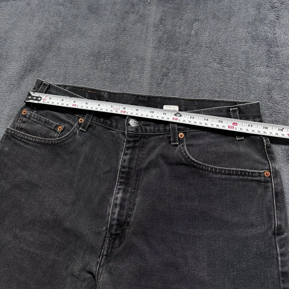 Vintage Levi's 505 Jeans Mens 36x34 Black Regular Fit Straight Leg (36x33)